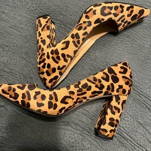 Banana Republic block heeled pumps in leopard